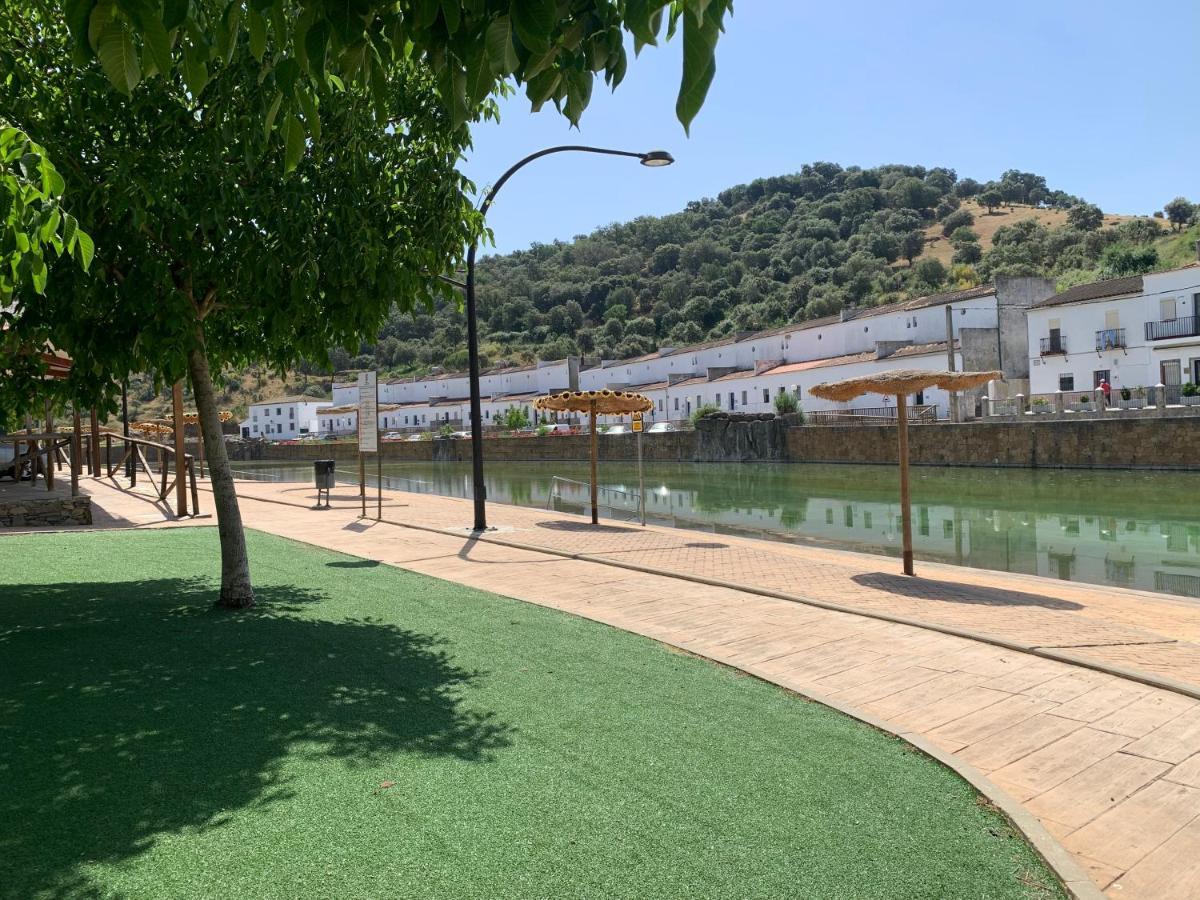 Casa Rural Nacimiento Del Hueznar - Tomillo 17 San Nicolás del Puerto Εξωτερικό φωτογραφία