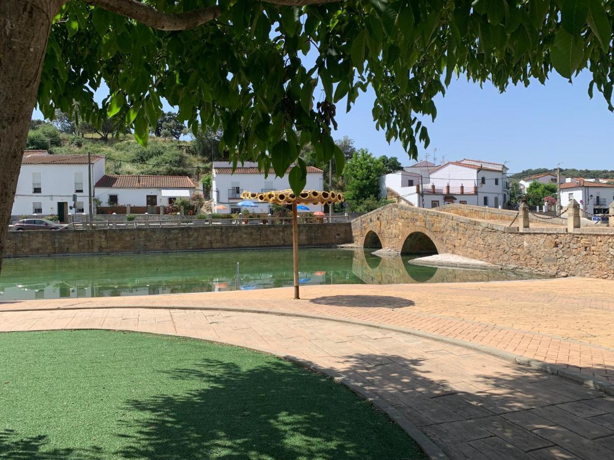 Casa Rural Nacimiento Del Hueznar - Tomillo 17 San Nicolás del Puerto Εξωτερικό φωτογραφία
